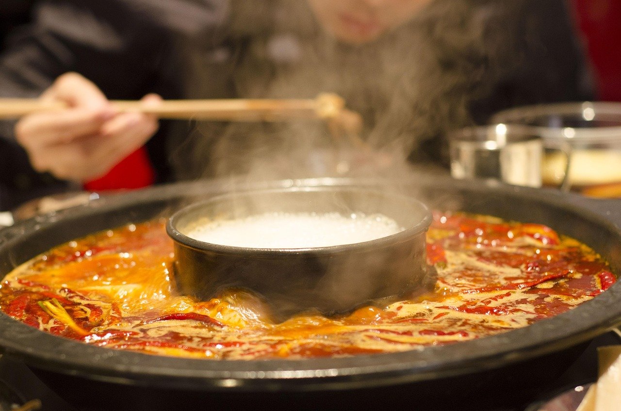 重庆火锅 · Chongqing Hot Pot